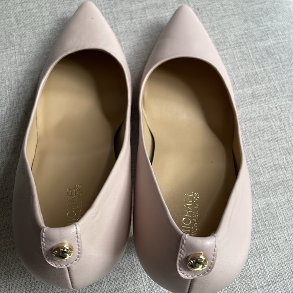 MICHAEL Michael Kors Blush Pink Pointed-Toe Leather Pumps - Picture 4 of 13